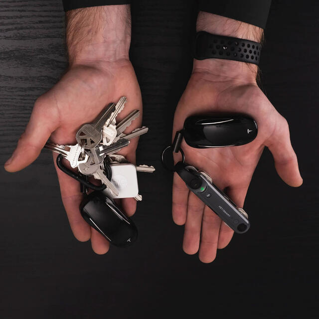 Nøkkelknippe med sporing KeySmart Max STL