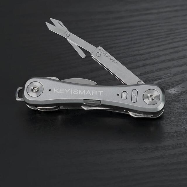 Saks til KeySmart KeySmart NanoScissors