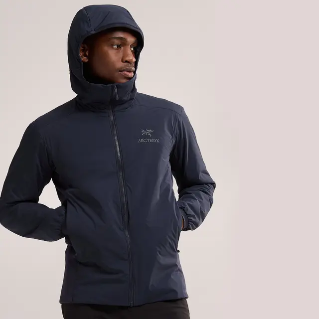 Varmejakke til herre Arc'teryx Atom Hoody M Black Sapphire 