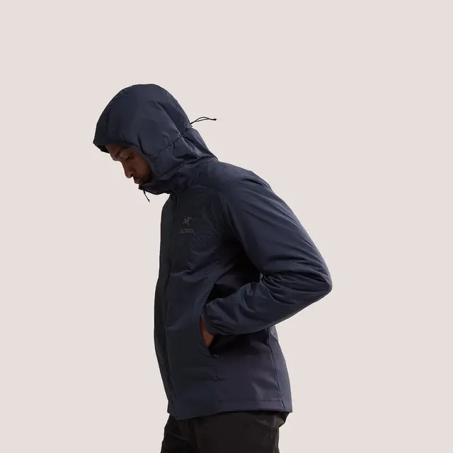 Varmejakke til herre Arc'teryx Atom Hoody M Black Sapphire 
