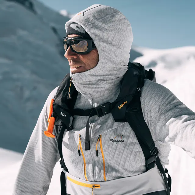 Jakke til herre M Bergans Y MountainLine Mid Jacket M M 21 