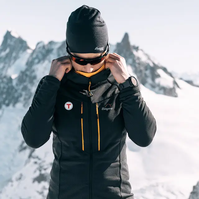 Fjellsportjakke til herre S Bergans Y MountainLine Mid Jacket M S 24 