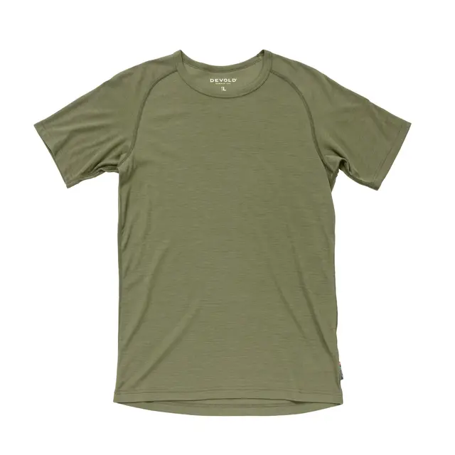 Skjorte til herre L Devold Lauparen Merino Tee M L 404 
