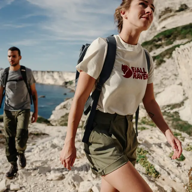 Skjorte til dame S Fjällräven Logo Tee W S 514 