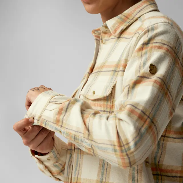 Skjorte til dame XS Fjällräven Övik Heavy Flannel W XS 021-1 