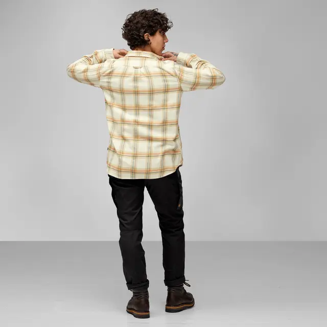 Skjorte til dame XS Fjällräven Övik Heavy Flannel W XS 021-1 