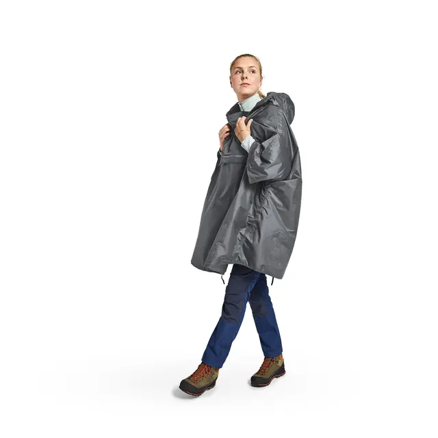Poncho isolert M/L Helsport Pro Fjell Poncho Insulated M/L 