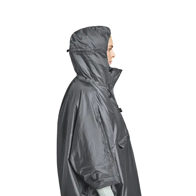 Poncho isolert M/L Helsport Pro Fjell Poncho Insulated M/L 