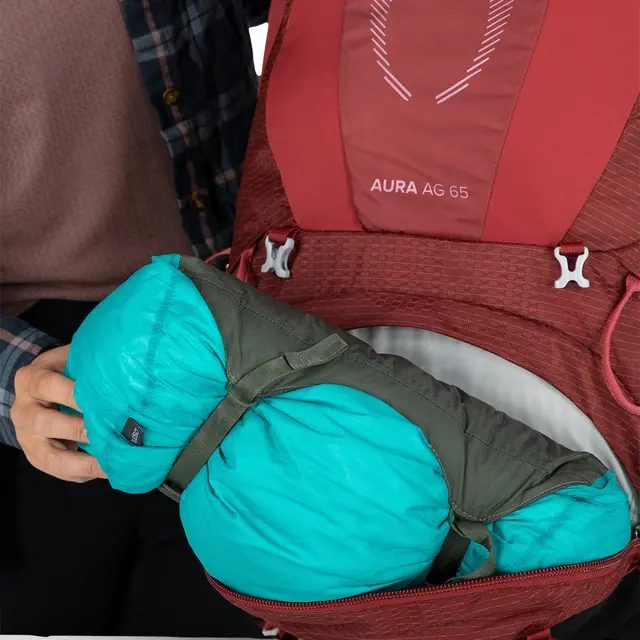 Tursekk til dame M/L Osprey Aura AG 65 W M/L 473 